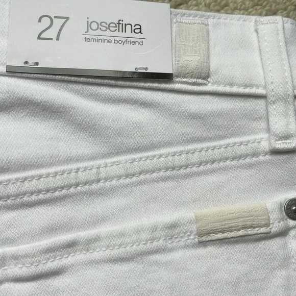 SOLD7 For All Mankind NWT Josefina Feminine Boyfriend Jeans in White Size 27 NEW - Picture 9 of 16